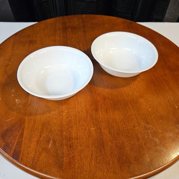 1970s Corelle Winter White Frost 2 pc Cereal Soup Bowls 6-1/4" - Picture 1 of 3